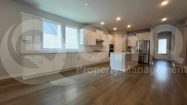 Building Photo - 5522 Blue Point Ln