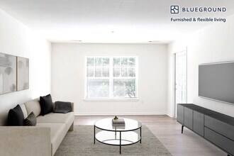 Building Photo - 1000 Avalon Dr