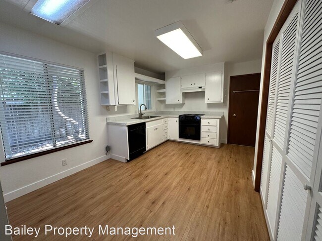 Foto del edificio - 3 br, 2 bath House - 418 PELTON AVE