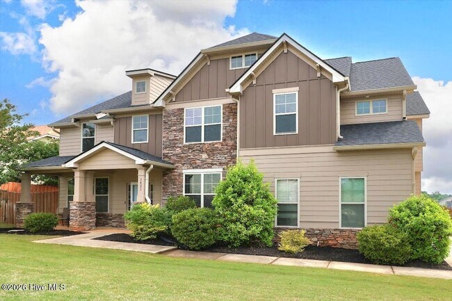Foto del edificio - 1421 Dooley Ln