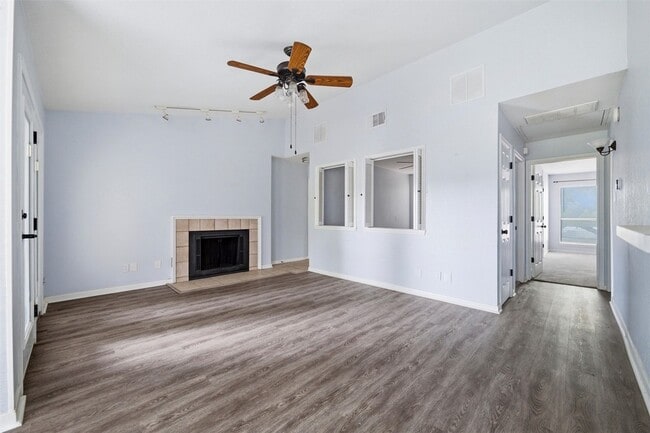 Photo - 1212 Horizon Trail Apartment