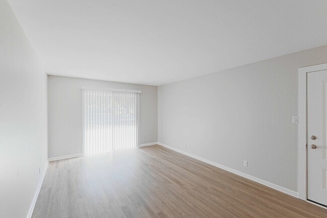 Building Photo - The Jefferson Apartments