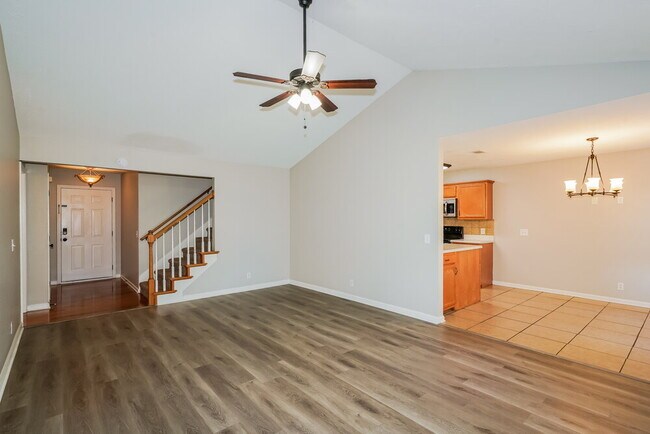 Foto del edificio - 7405 E Winchester Dr