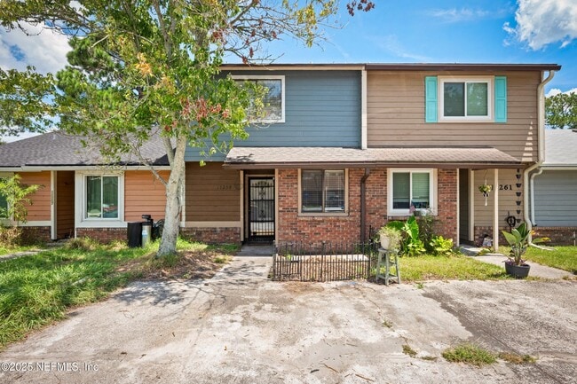 Building Photo - 11259 Shady Glen Dr