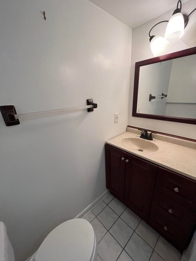 Building Photo - 5502 Waterview Cir