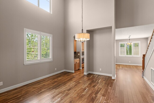 Building Photo - 13294 SW Alpine View