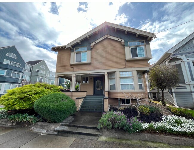 Foto del edificio - 432 Lakehouse Ave