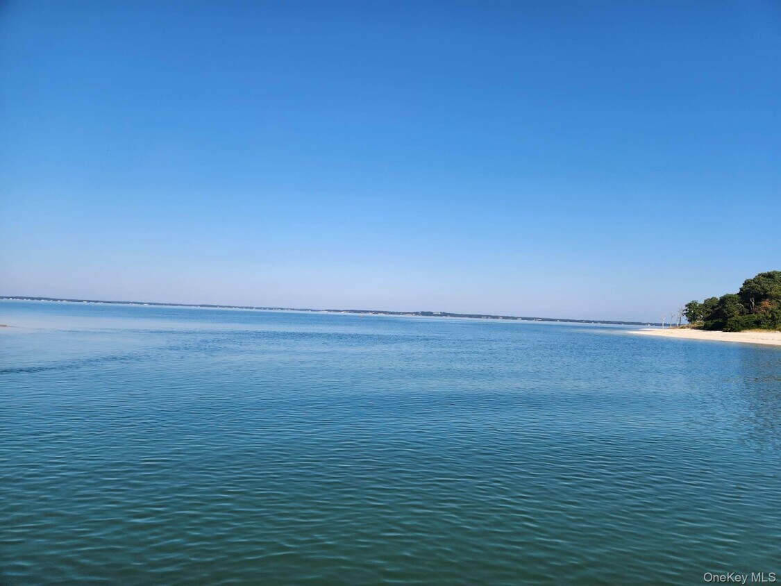 Foto principal - 37 Noyack Harbor Rd