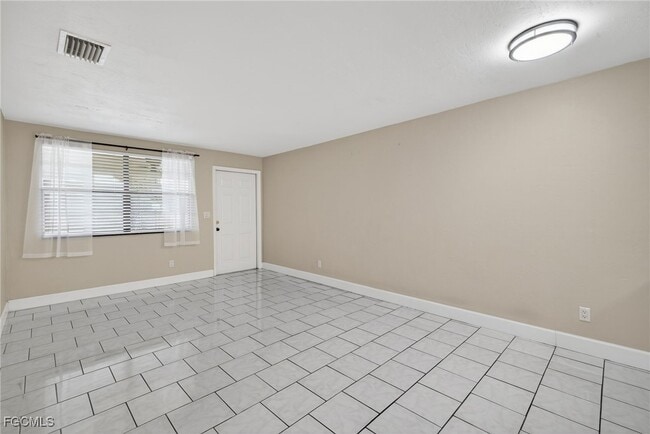 Building Photo - 13134 Feather Sound Dr