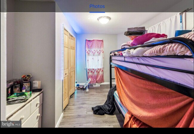 Foto del edificio - 610 Roosevelt Ave