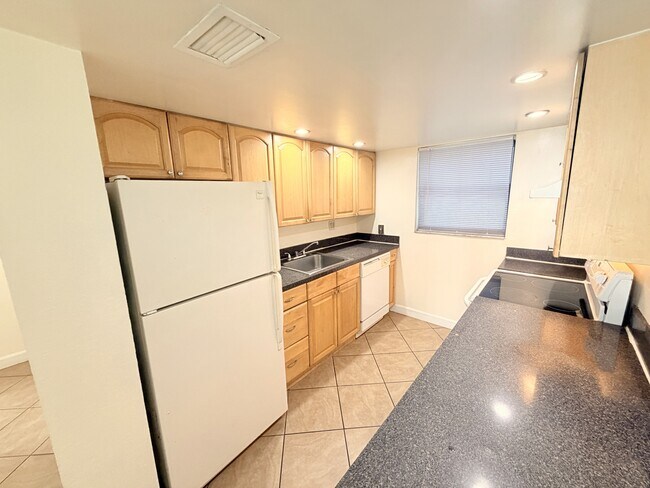 Foto del edificio - 1950 N Congress Ave