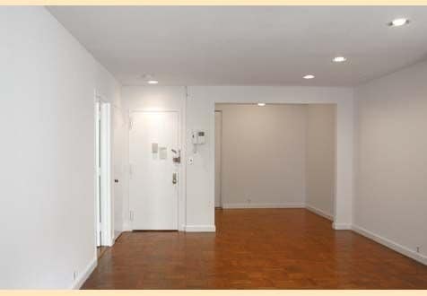 Building Photo - 1567 2nd Ave