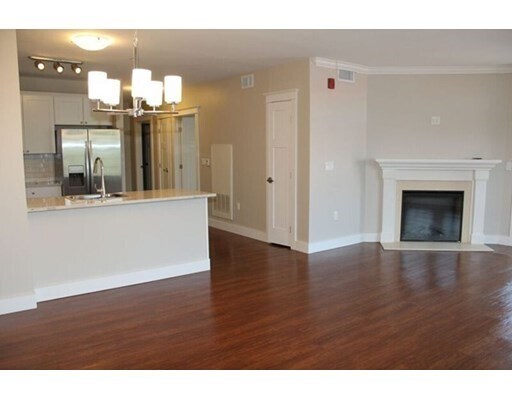 Foto del edificio - 978 Worcester St