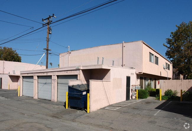 Building Photo - 14266 Village Way