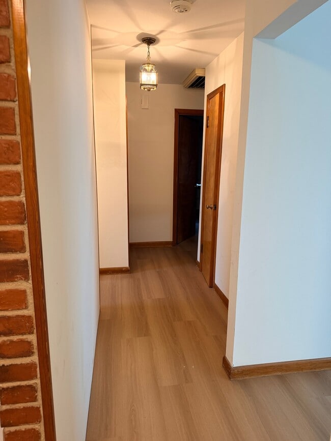 Building Photo - 4032 Dolbil Dr