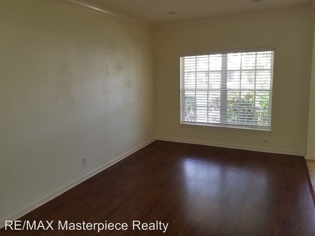 Building Photo - 3 br, 2.5 bath House - 3094 SW Solitaire Palm