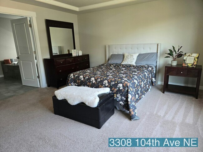 Foto del edificio - 3308 104th Ave NE