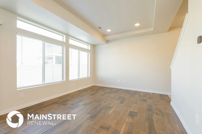 Foto del edificio - 19063 E 54th Pl