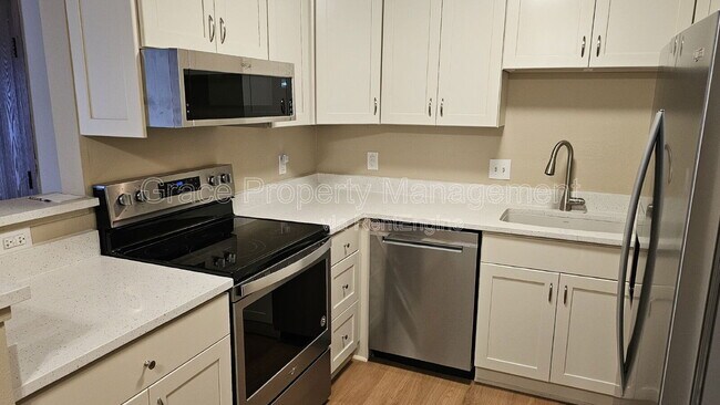 Foto del edificio - 3335 S Ammons St