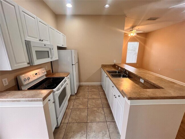 Foto del edificio - 1519 Lake Baldwin Ln