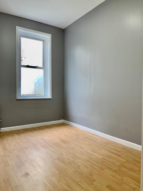 Building Photo - 44 E 18th St
