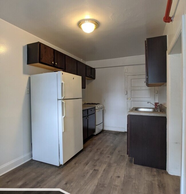 Foto del edificio - 3312 W Schubert Ave