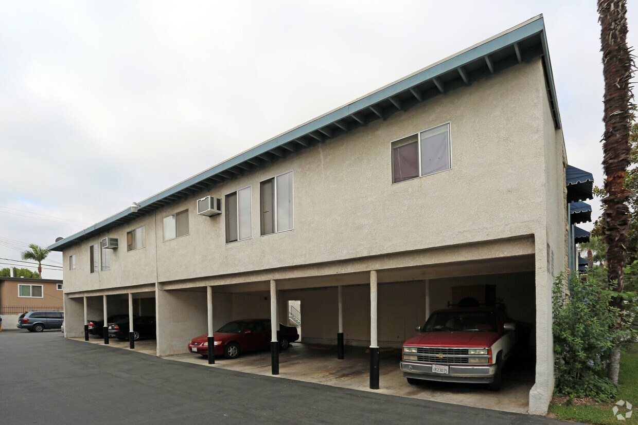 Building Photo - 12592 Sunswept Ave
