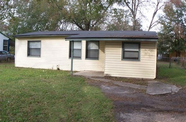 Primary Photo - 2945 W 11th St