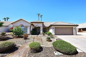 Building Photo - 359 W Brisa Dr