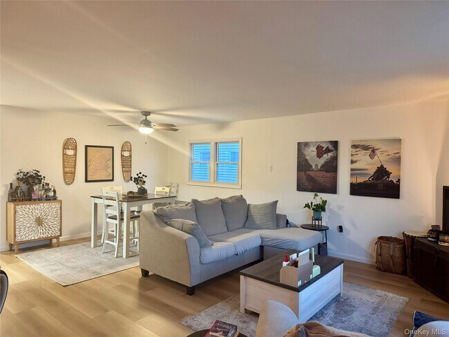 Foto del edificio - 542 E Pine St