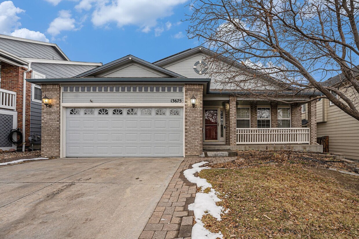 A Must See 5-Bedroom 3-Bathroom Single Fam... - A Must See 5-Bedroom 3-Bathroom Single Fam...