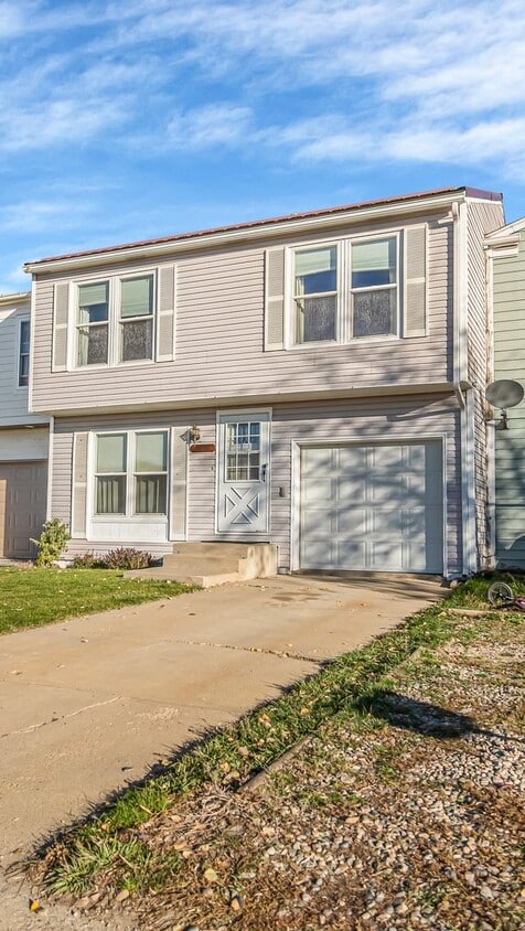 Primary Photo - 3 Bedroom Home