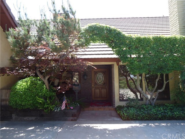 Building Photo - 418 Lotus Ct