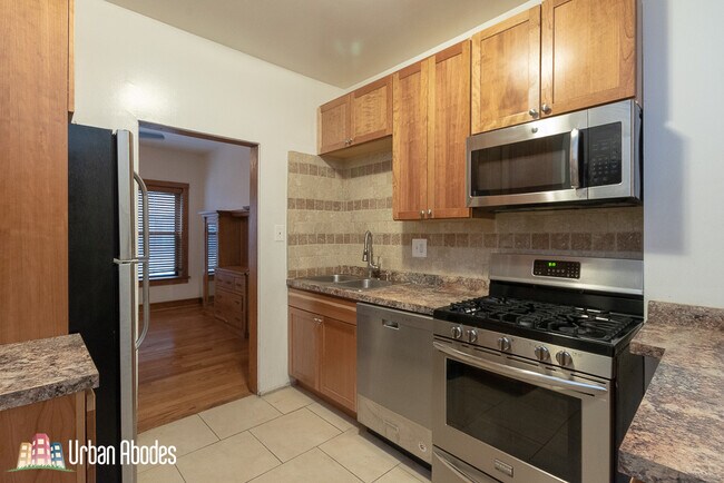 Foto del edificio - 3520 N Broadway