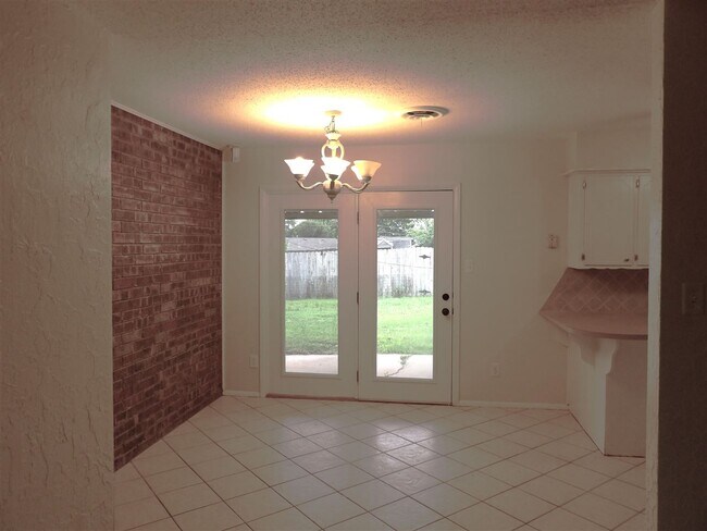 Foto del edificio - 3903 SE Camden Way