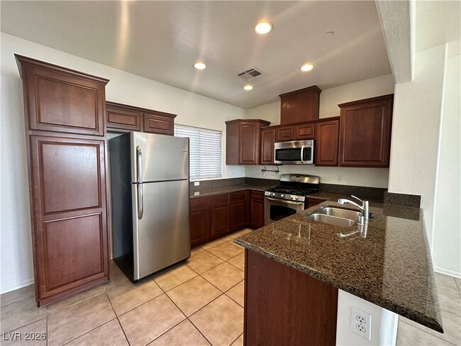 Foto del edificio - 4650 Ranch House Rd