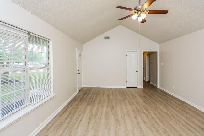 Building Photo - 5963 Cuspidon Cove