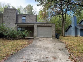 Building Photo - 2285 E Kantz Ln S