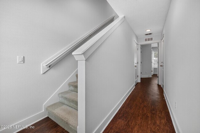 Foto del edificio - 843 3rd Ave S