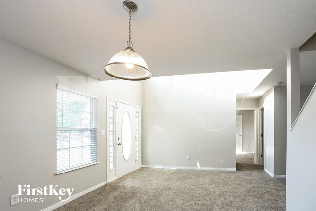 Building Photo - 6372 Faith Cir