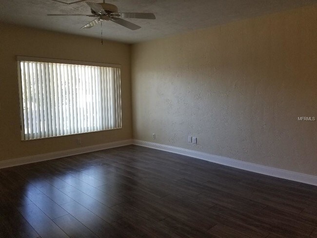 Building Photo - 2452 Brazilia Dr