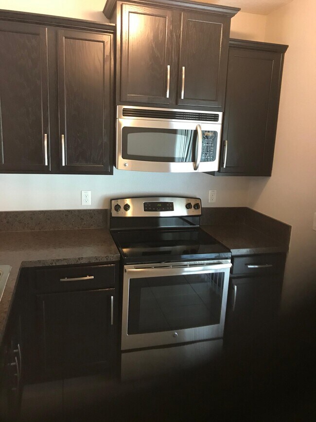 Foto del edificio - 5451 Windsor Lake Cir