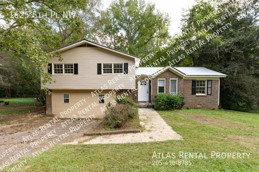 Foto principal - 1625 5th Pl NW