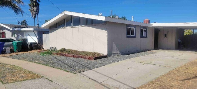Foto del edificio - 9552 Fermi Ave