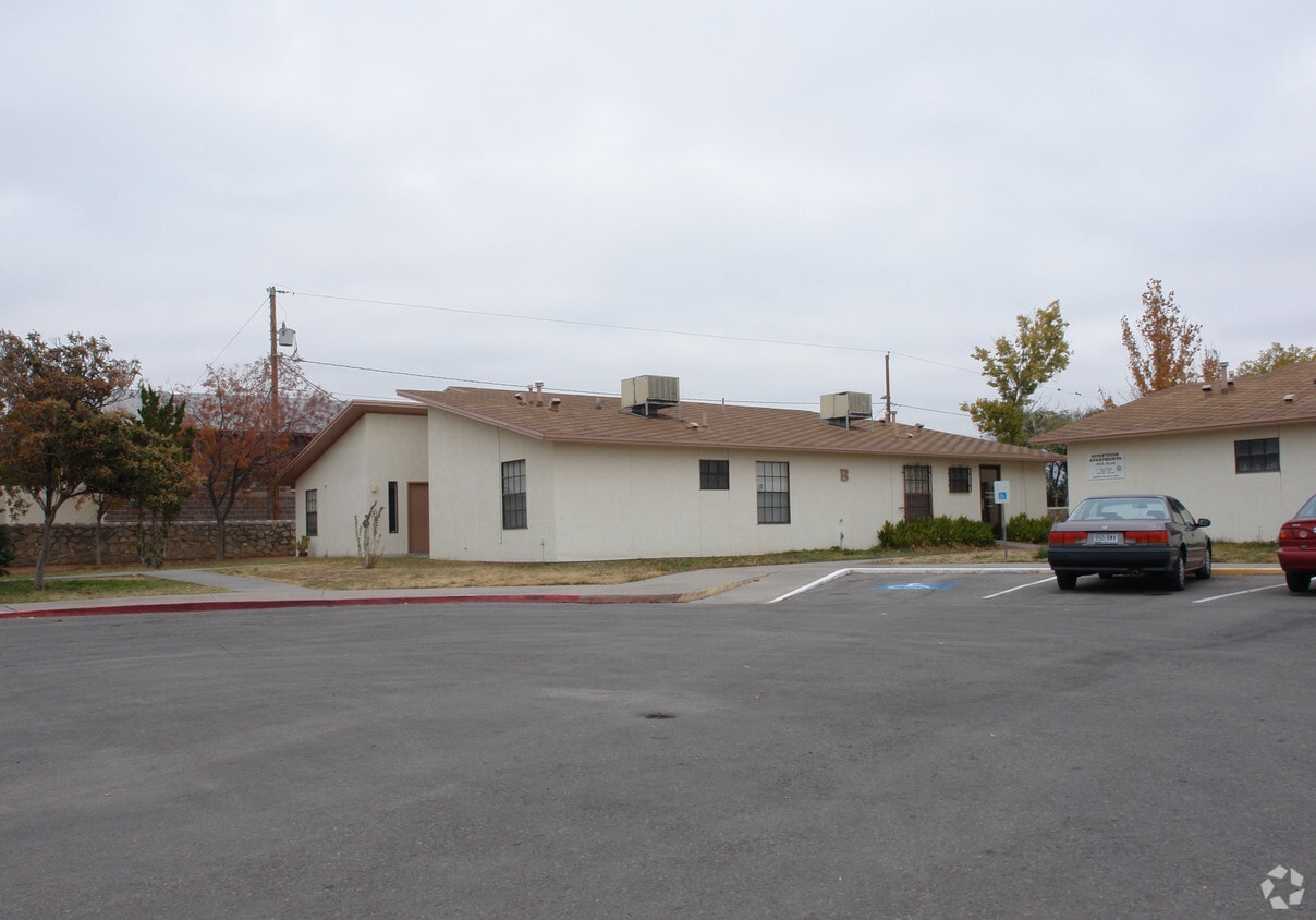 Building Photo - Sunnyside Apartments