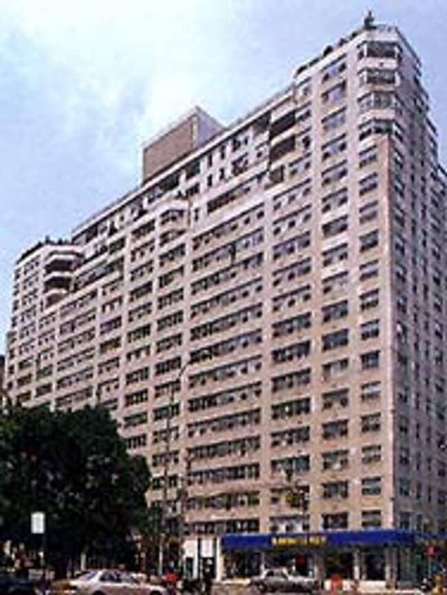 Building Photo - 155 E 34th St