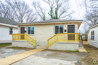 Building Photo - 2106-2108 Blackford St