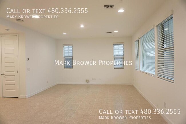Foto del edificio - 2528 E Athena Ave