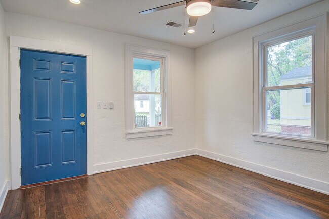 Foto del edificio - 2607 Madden Dr