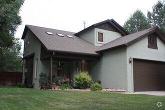 Building Photo - 310 Price Ln